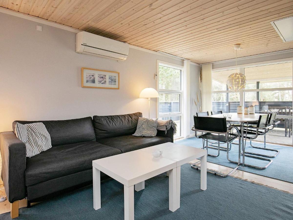 Three-Bedroom Holiday Home In Vaeggerlose 6 Boto By Room photo